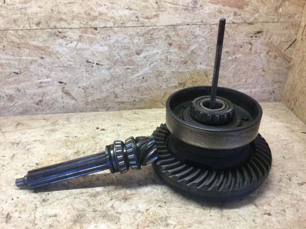 Mc Cormick D430 Differential