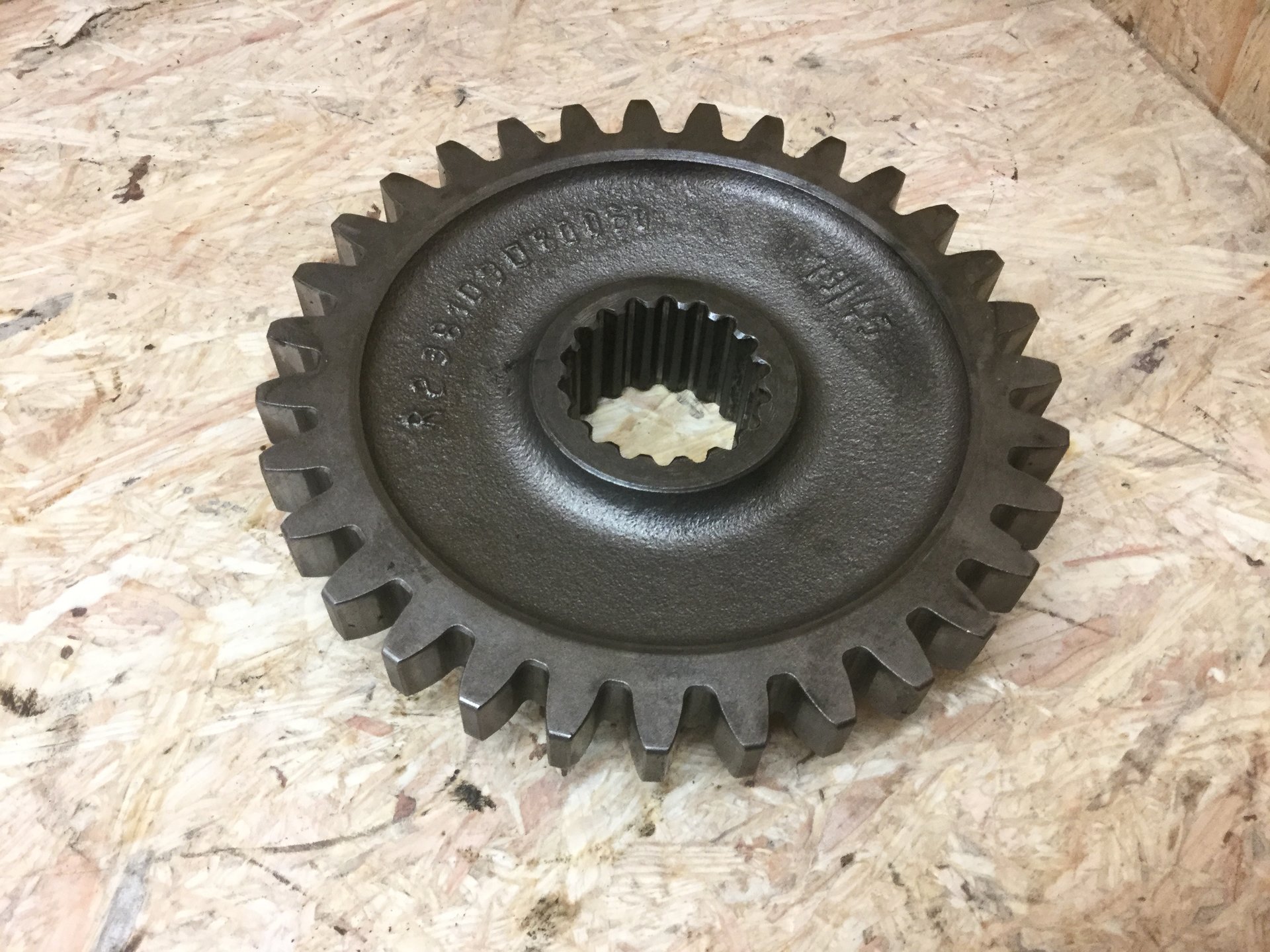 Original Kubota ZAHNRAD 3F74028210 main image 0