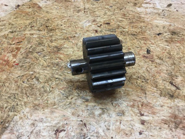 Allgaier A12 Zahnrad mit Welle