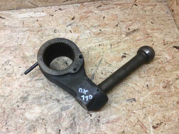 Deutz DX 110 Hebel mit Pleuelstange für Hydraulikblock