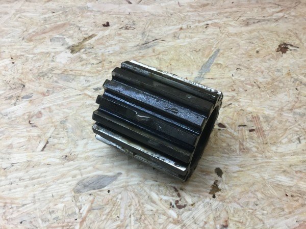 Mc Cormick D432 Muffenträgerbuchse für Getriebe B32