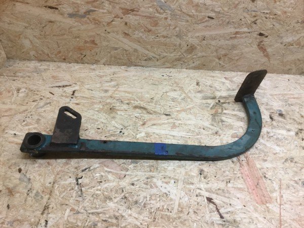 Hanomag R24 Bremspedal