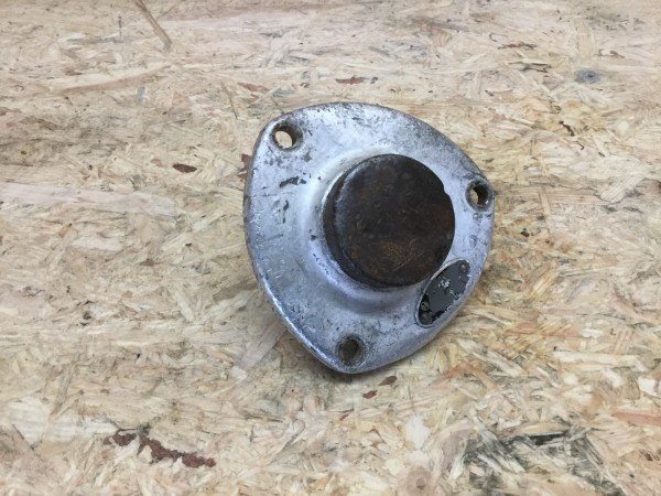 Bautz 300 Kraftheber Ölfilterdeckel