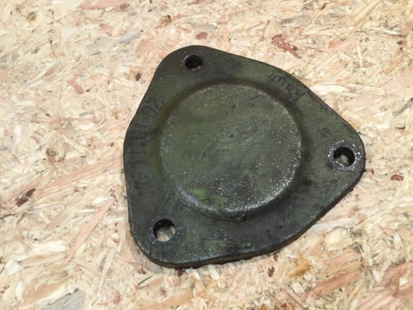 Bautz AS120 Dieselschlepper Kegelritzellagerdeckel