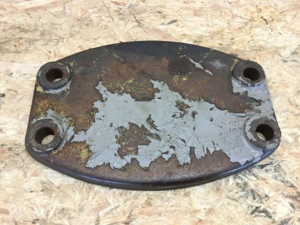 Bautz 300 Kraftheber Deckel hinten
