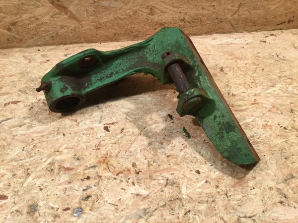 John Deere Lanz 300 Halter Pedalwelle Trittbrett links