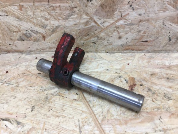 Mc Cormick 624 Hebel und Schaltwelle Differential