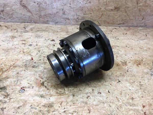 Mc Cormick Farmall D217 Differential und Gehäuse