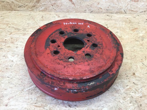Hanomag Perfekt 300 Bremstrommel rechts