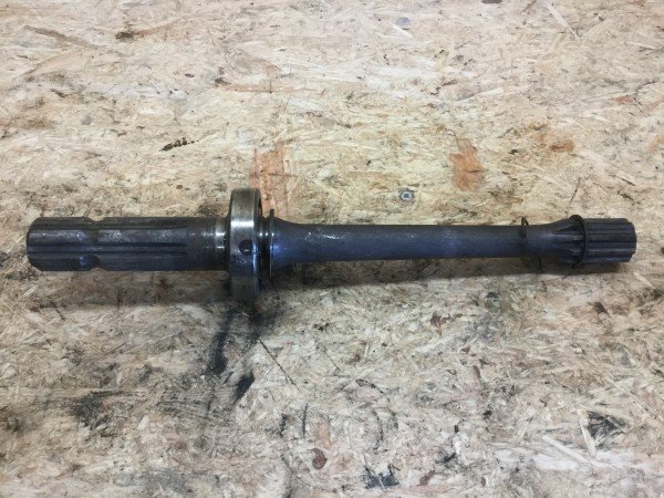 Fahr D180H Zapfwelle 1033591A2
