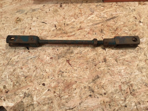 Hanomag R324 Zugstange 29cm